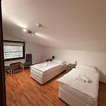 Haas Hotel 3*