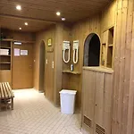 Haas 3*