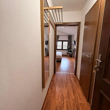 Haas Hotel